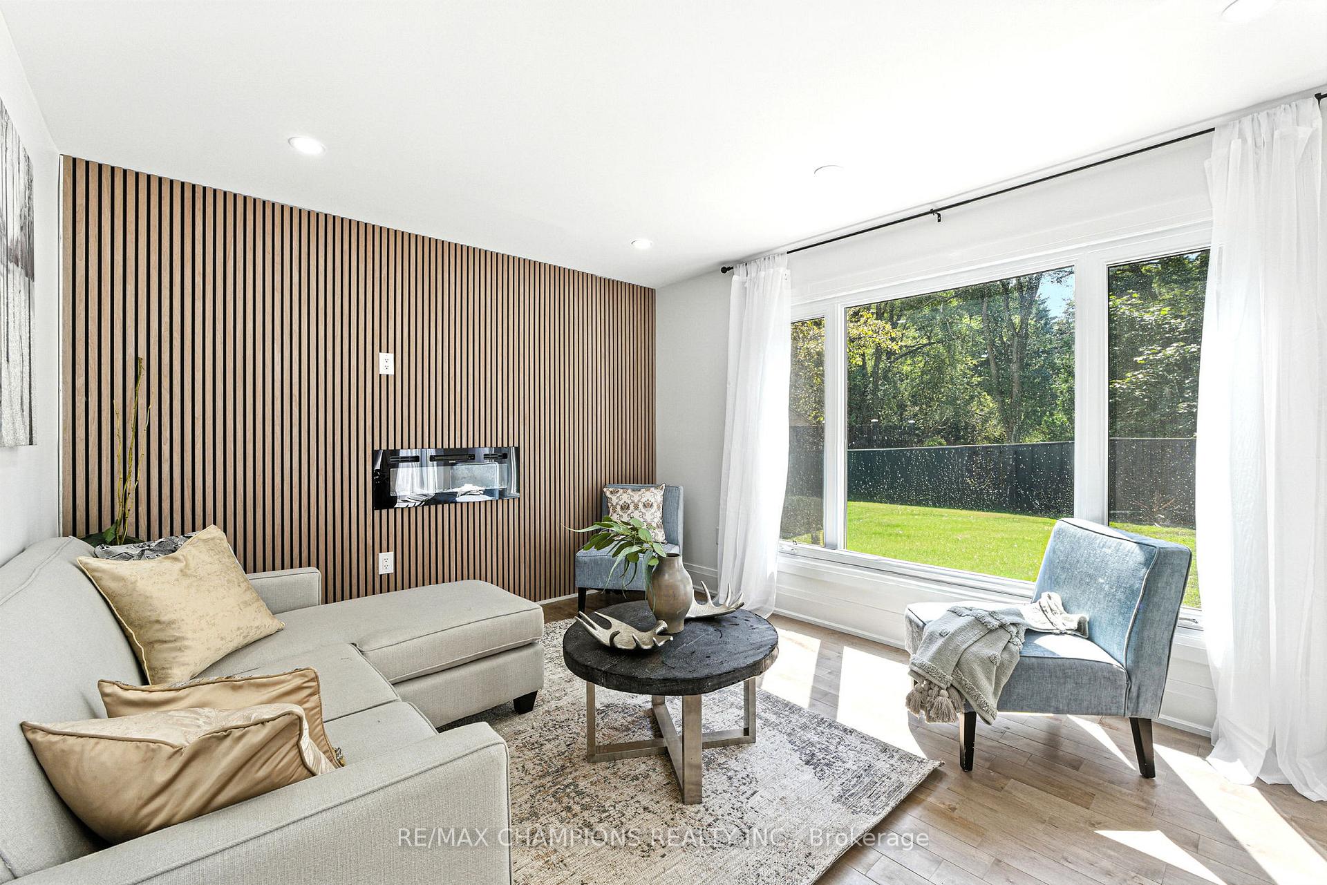 Photo 6 of 35 Hercules Court, Brampton, Central Park — HOMEH