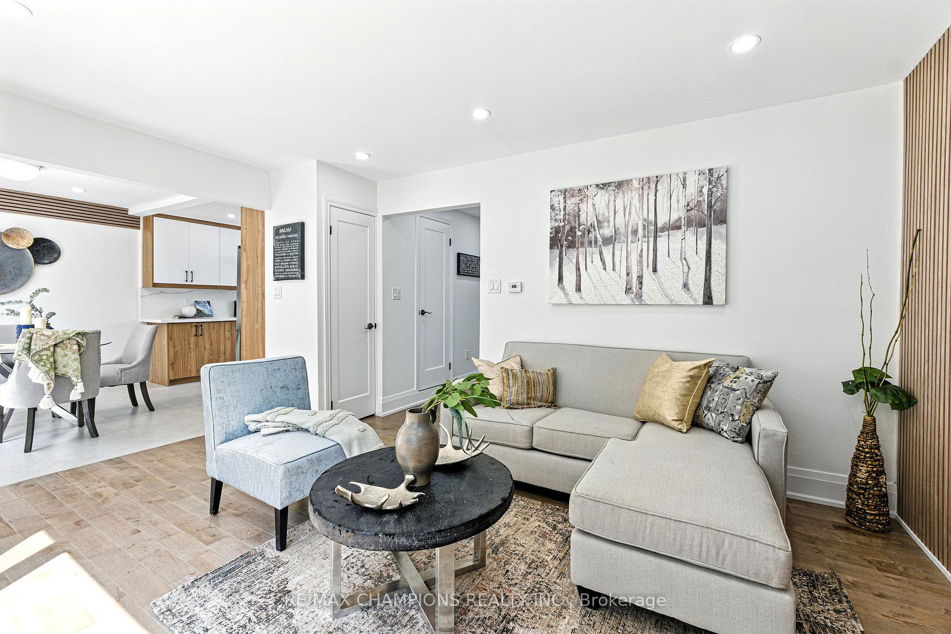 Photo 7 of 35 Hercules Court, Brampton, Central Park — HOMEH