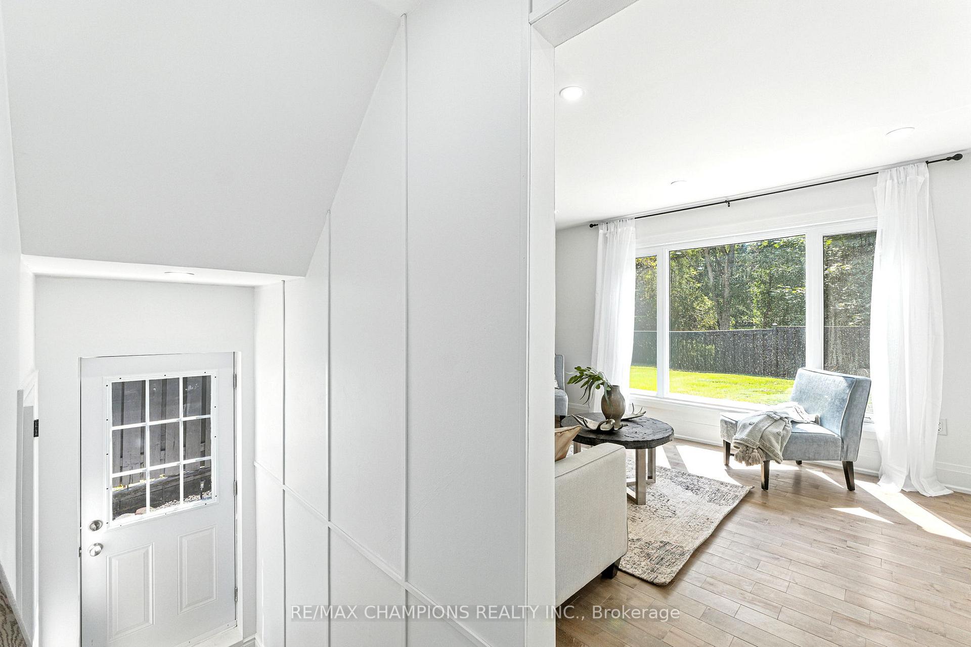 Photo 18 of 35 Hercules Court, Brampton, Central Park — HOMEH