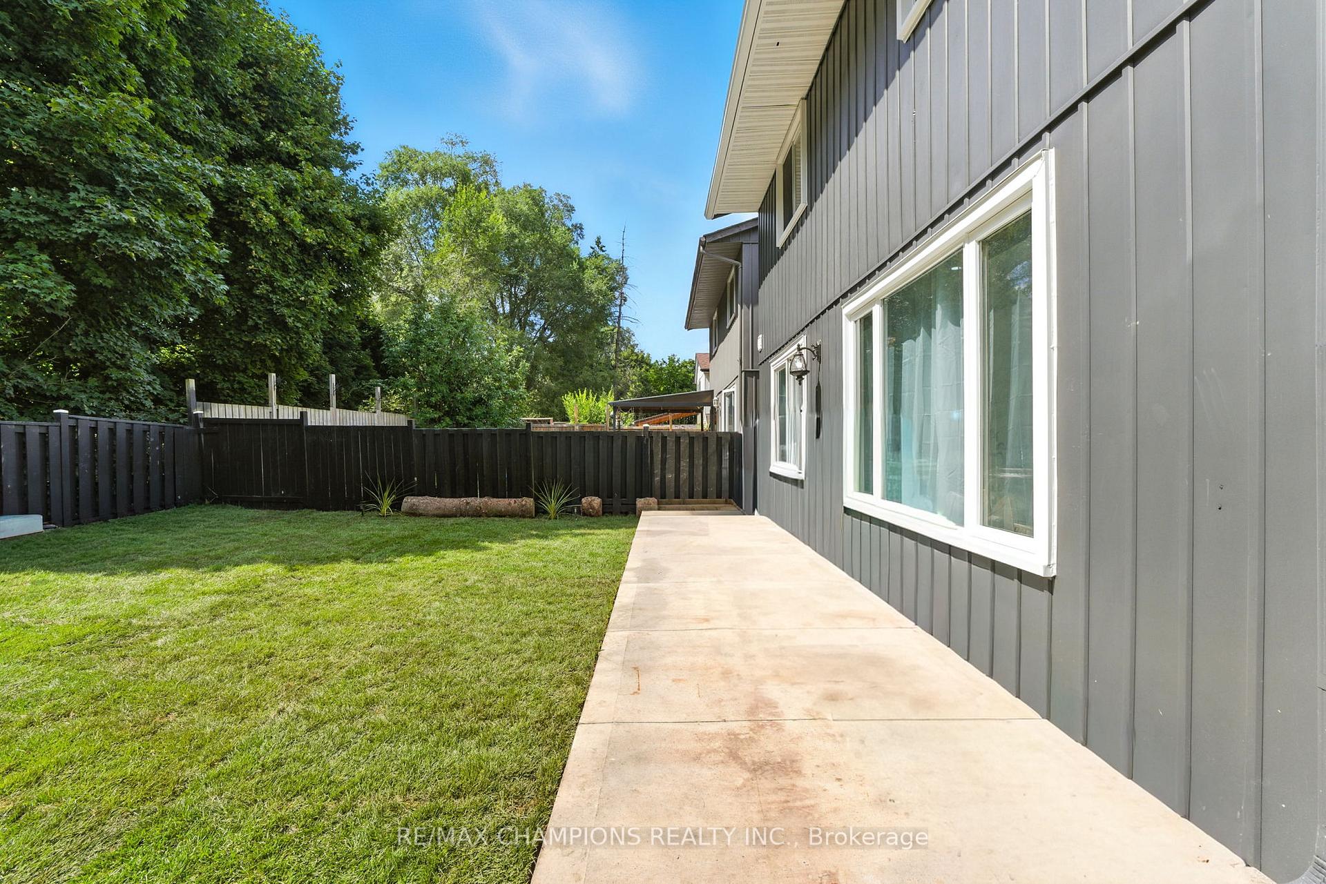 Photo 39 of 35 Hercules Court, Brampton, Central Park — HOMEH
