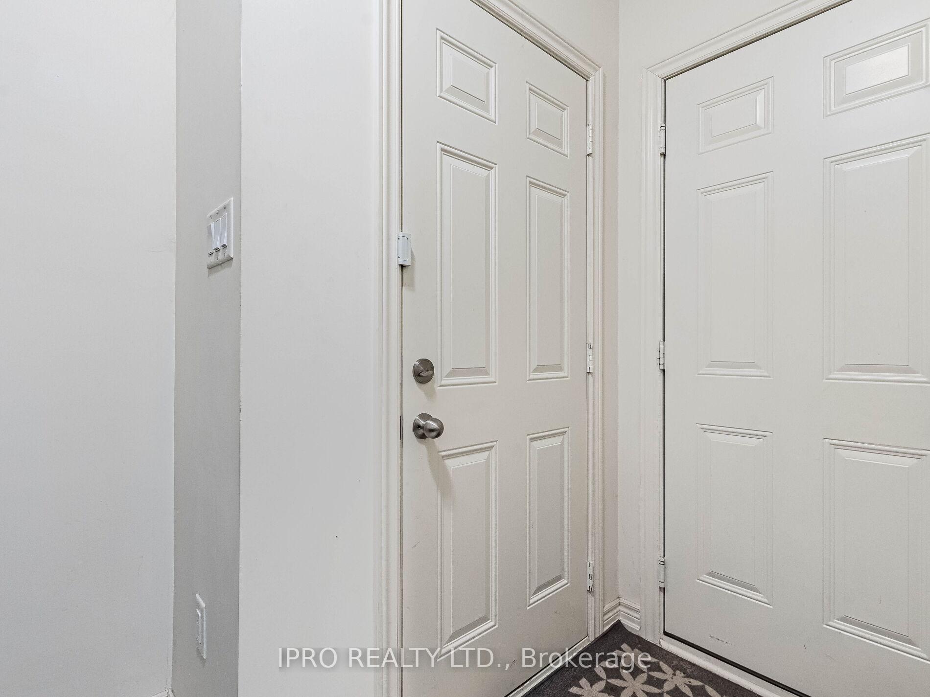 Photo 27 of 22 O'connor Crescent, Brampton, Northwest Brampton — HOMEH