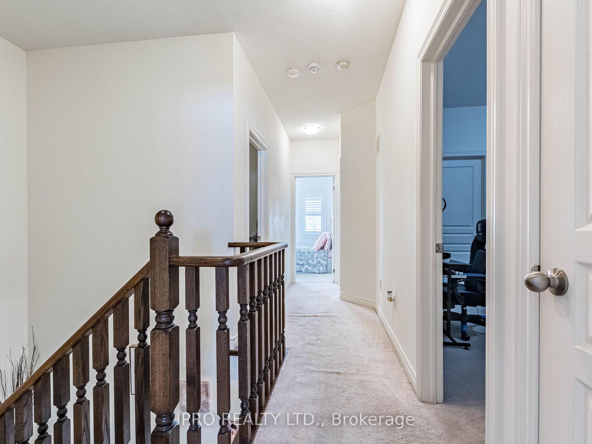 Photo 28 of 22 O'connor Crescent, Brampton, Northwest Brampton — HOMEH