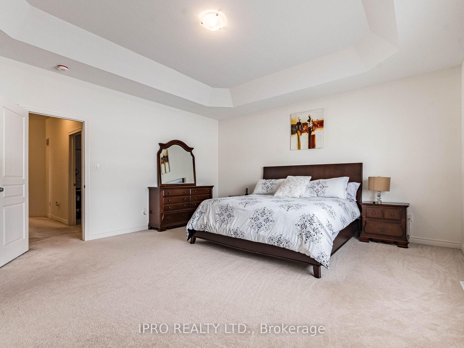 Photo 32 of 22 O'connor Crescent, Brampton, Northwest Brampton — HOMEH