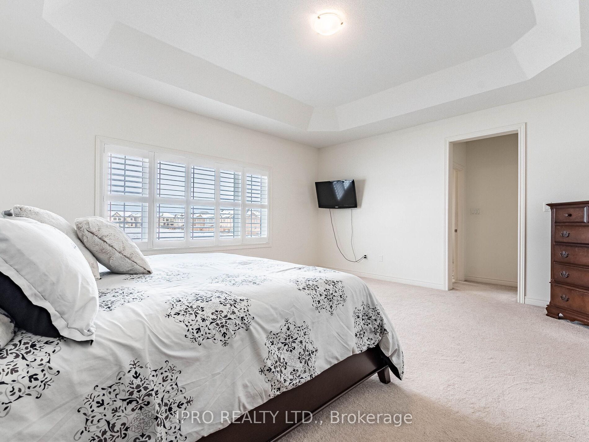 Photo 33 of 22 O'connor Crescent, Brampton, Northwest Brampton — HOMEH