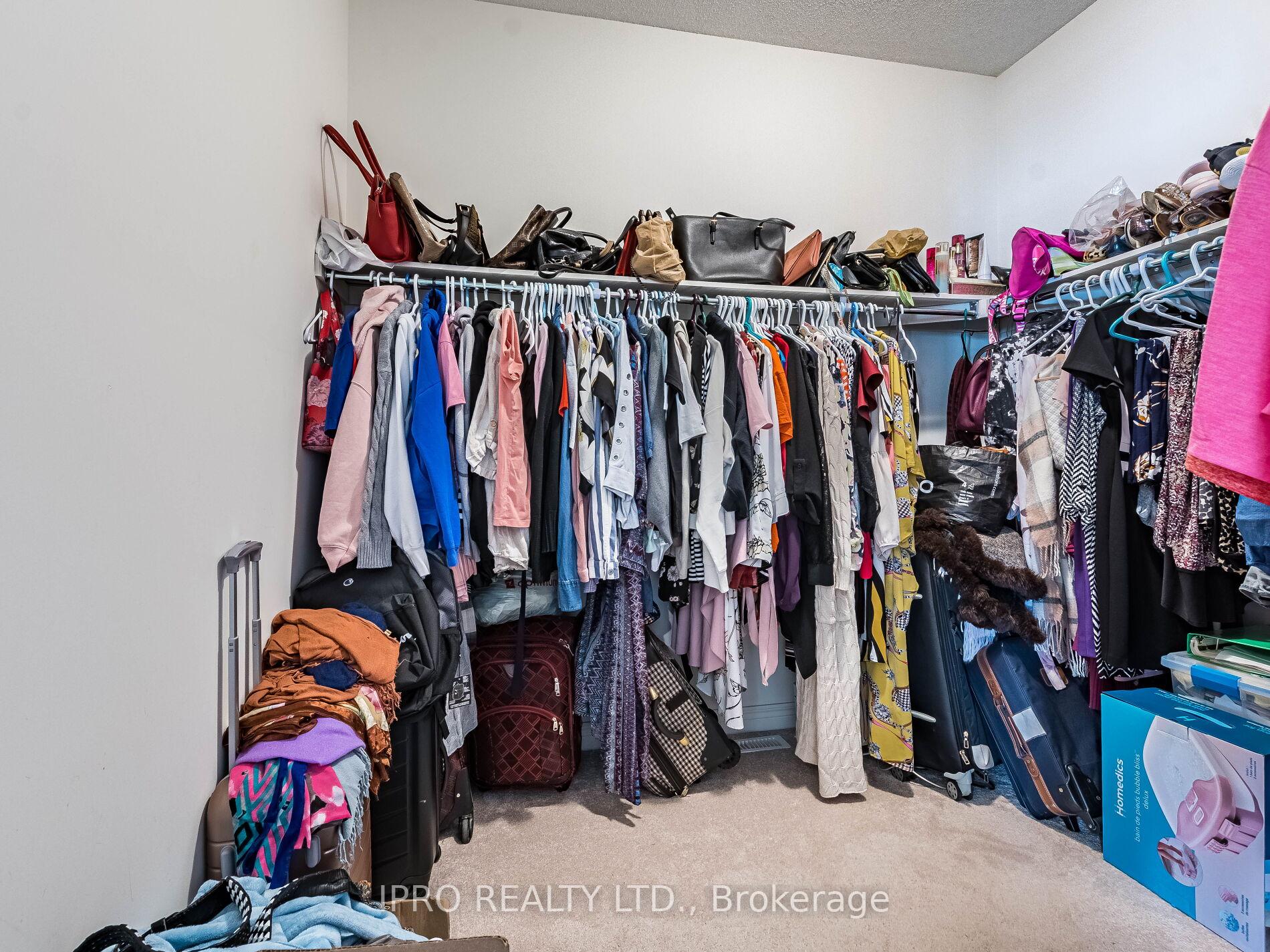 Photo 40 of 22 O'connor Crescent, Brampton, Northwest Brampton — HOMEH