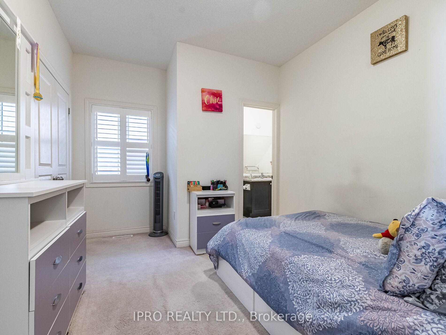 Photo 41 of 22 O'connor Crescent, Brampton, Northwest Brampton — HOMEH