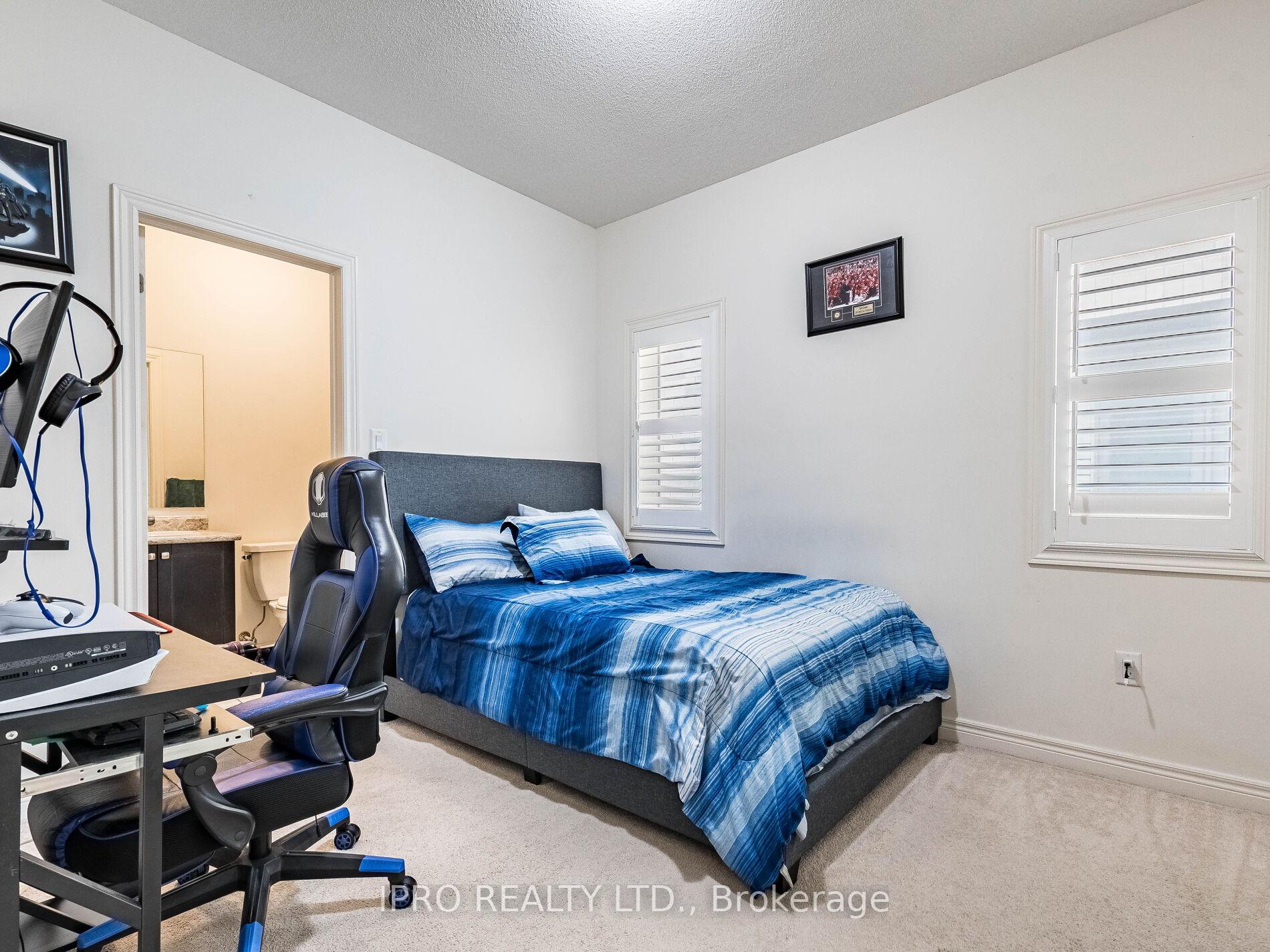 Photo 48 of 22 O'connor Crescent, Brampton, Northwest Brampton — HOMEH