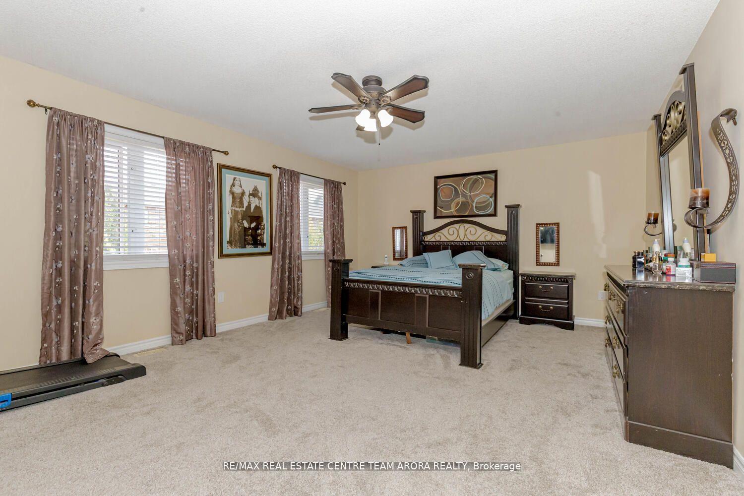Photo 22 of 61 Charcoal Way, Brampton, Bram West — HOMEH