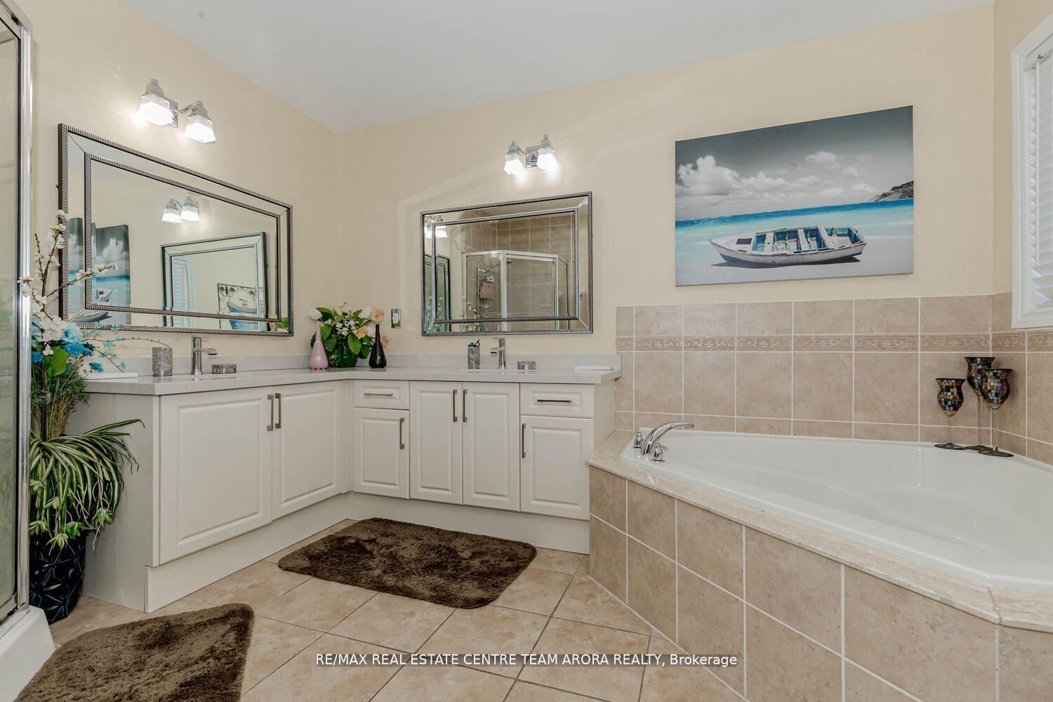 Photo 25 of 61 Charcoal Way, Brampton, Bram West — HOMEH