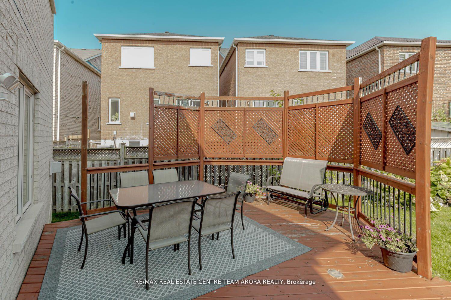 Photo 35 of 61 Charcoal Way, Brampton, Bram West — HOMEH
