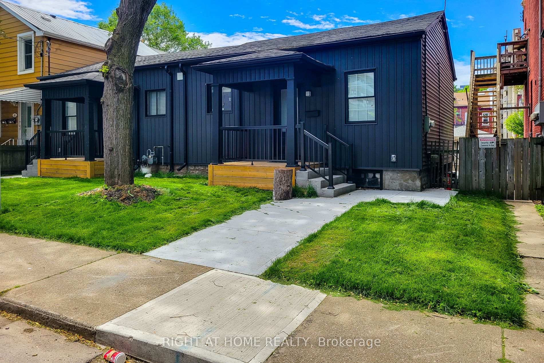 Photo 1 of 53 West Avenue N, Hamilton, Landsdale — HOMEH