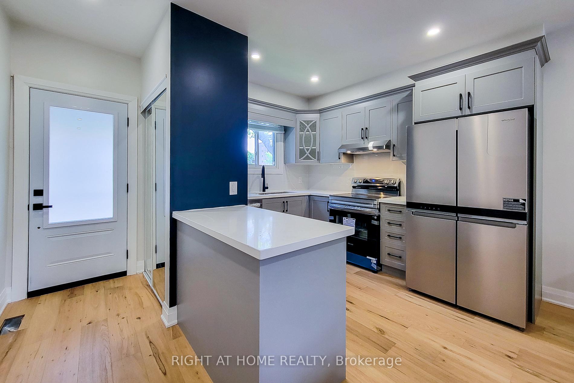 Photo 8 of 53 West Avenue N, Hamilton, Landsdale — HOMEH