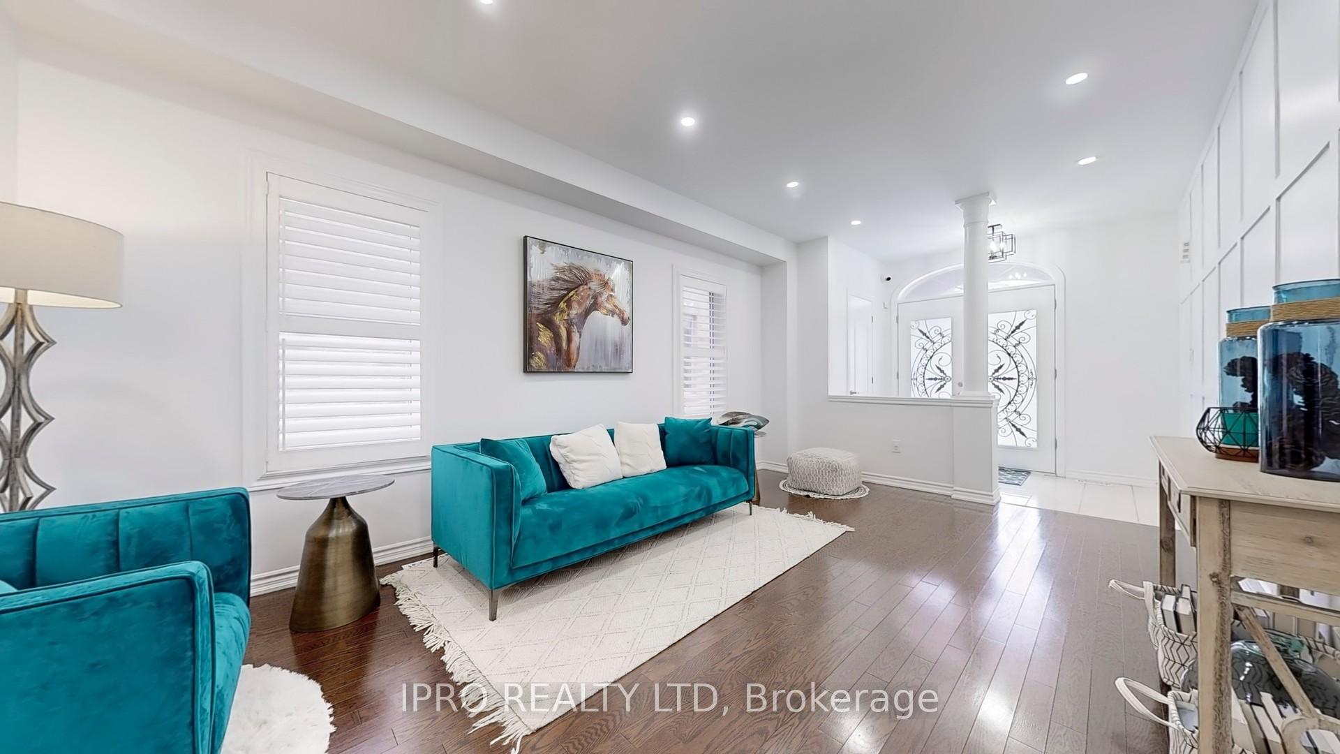 Photo 3 of 36 Yarmouth Street, Brampton, Northwest Brampton — HOMEH
