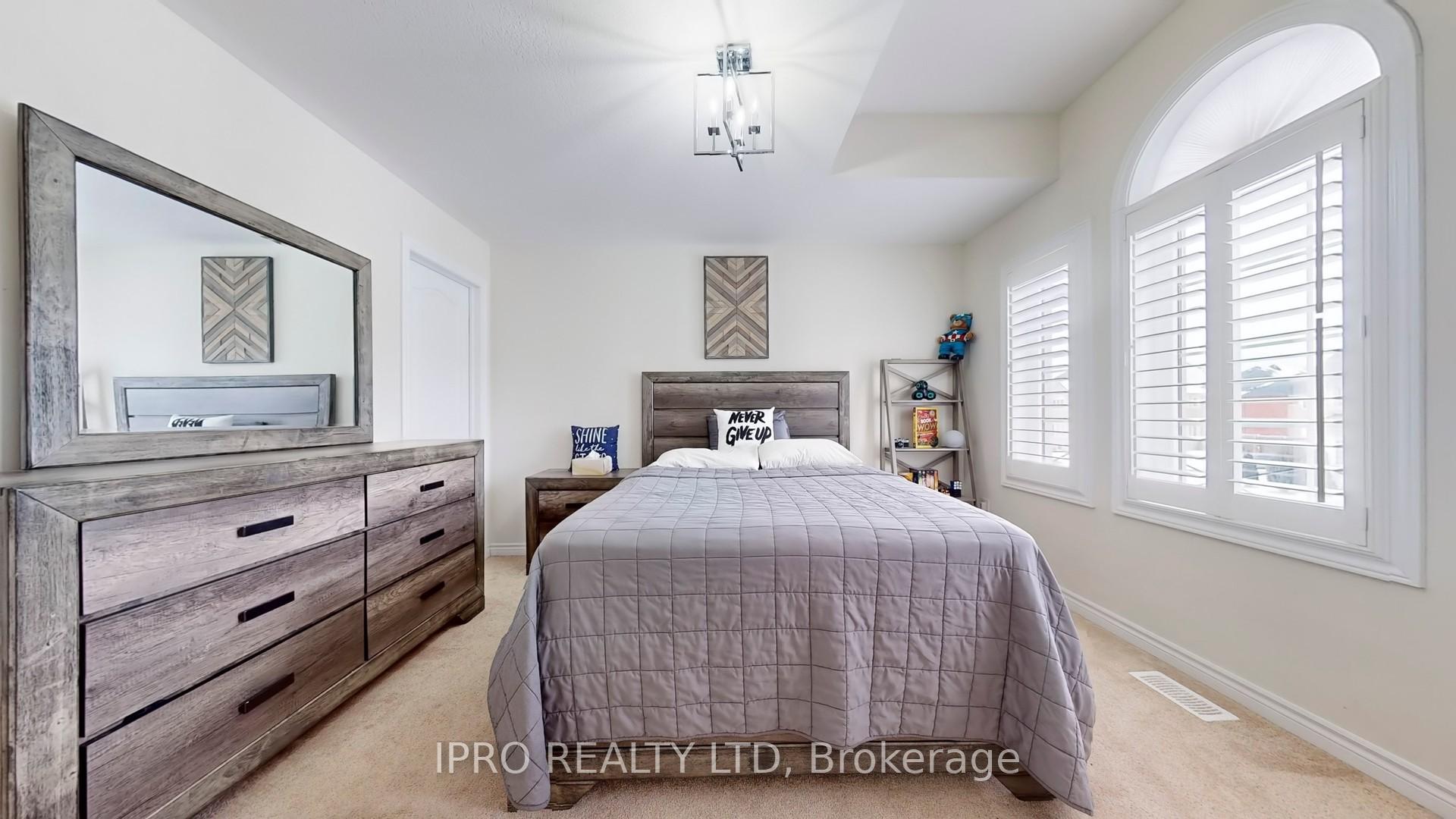 Photo 20 of 36 Yarmouth Street, Brampton, Northwest Brampton — HOMEH