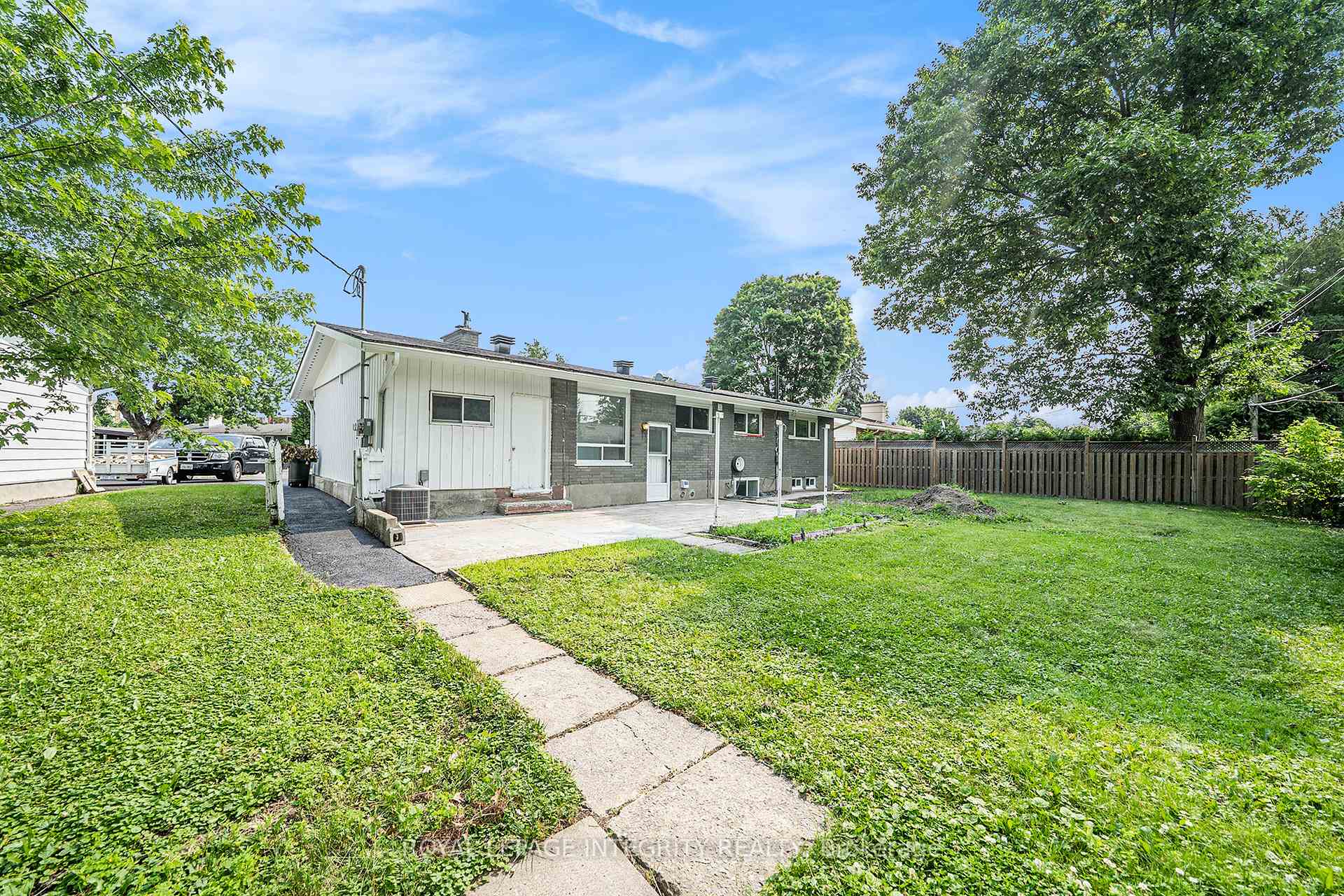 Photo 18 of Unit A, 58 Wigan Drive, Ottawa, Borden Farm/Stewart Farm/Carleton Heights/Parkwood Hills — HOMEH