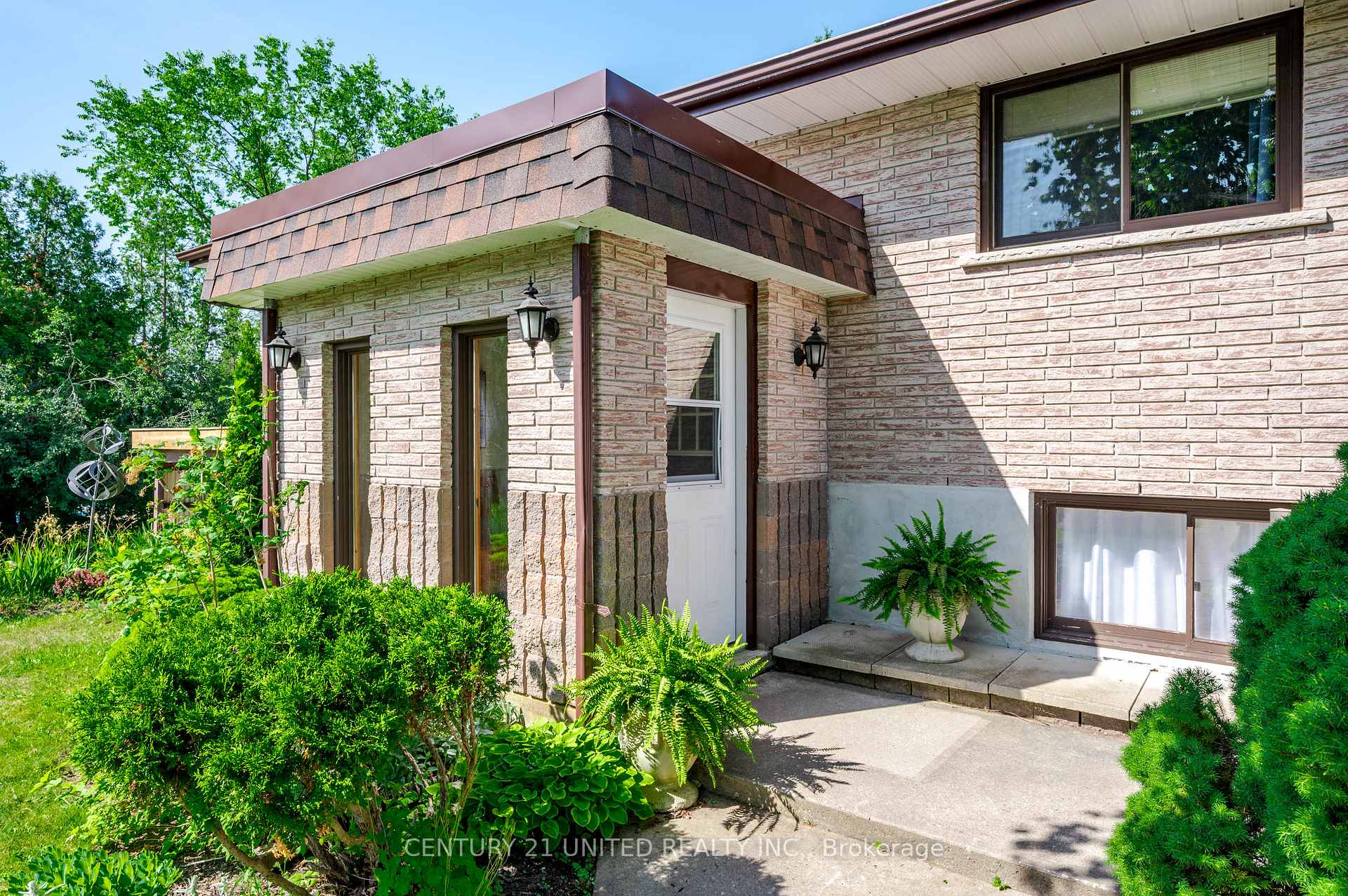 Photo 5 of 1496 Bradfield Road, Douro-Dummer — HOMEH
