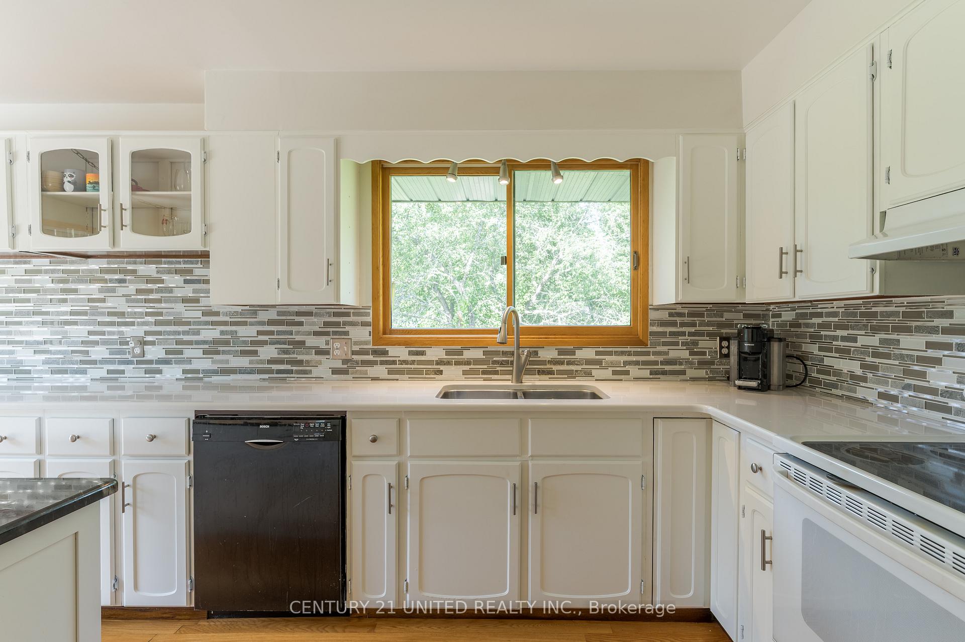 Photo 14 of 1496 Bradfield Road, Douro-Dummer — HOMEH