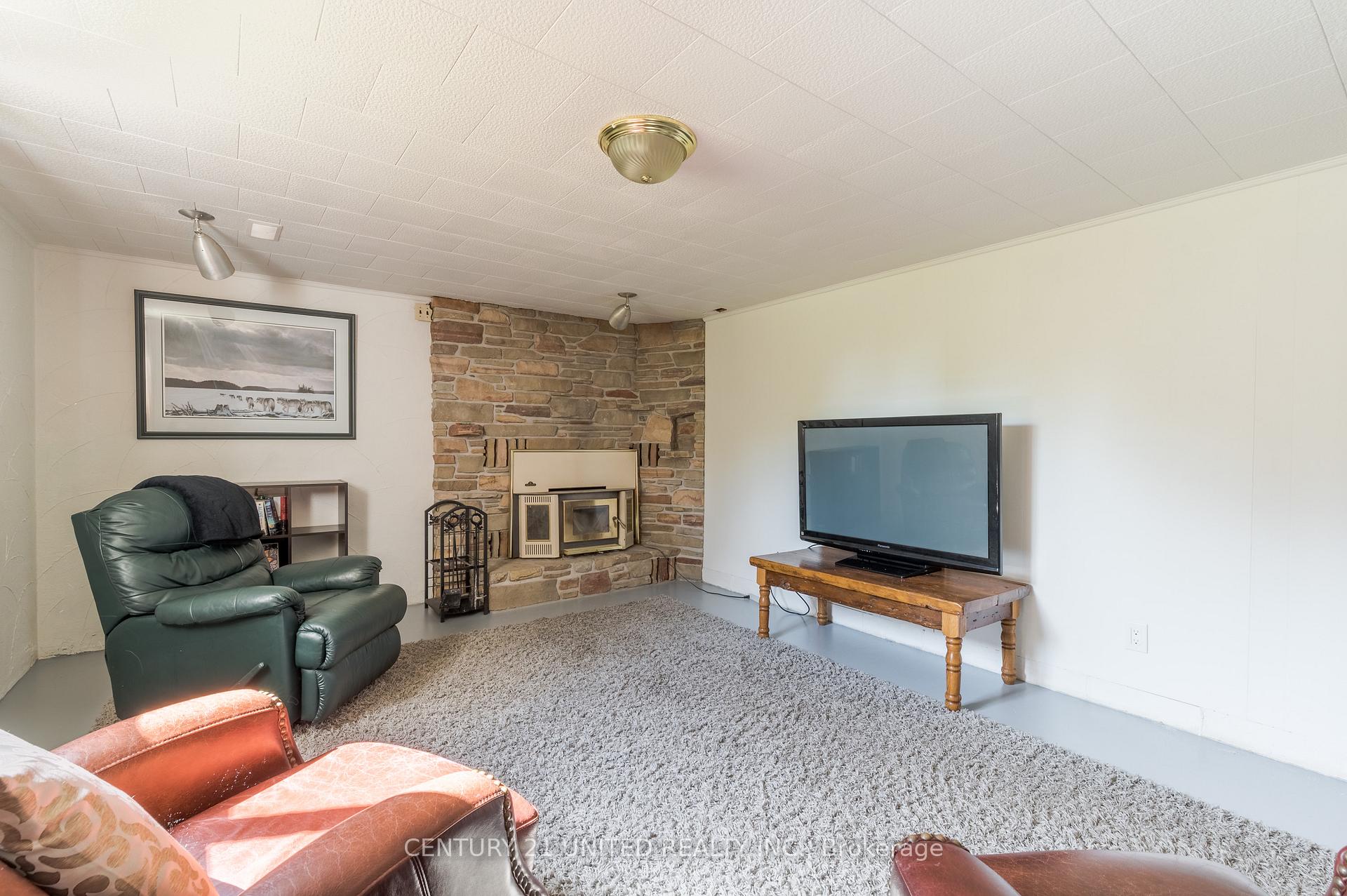 Photo 37 of 1496 Bradfield Road, Douro-Dummer — HOMEH