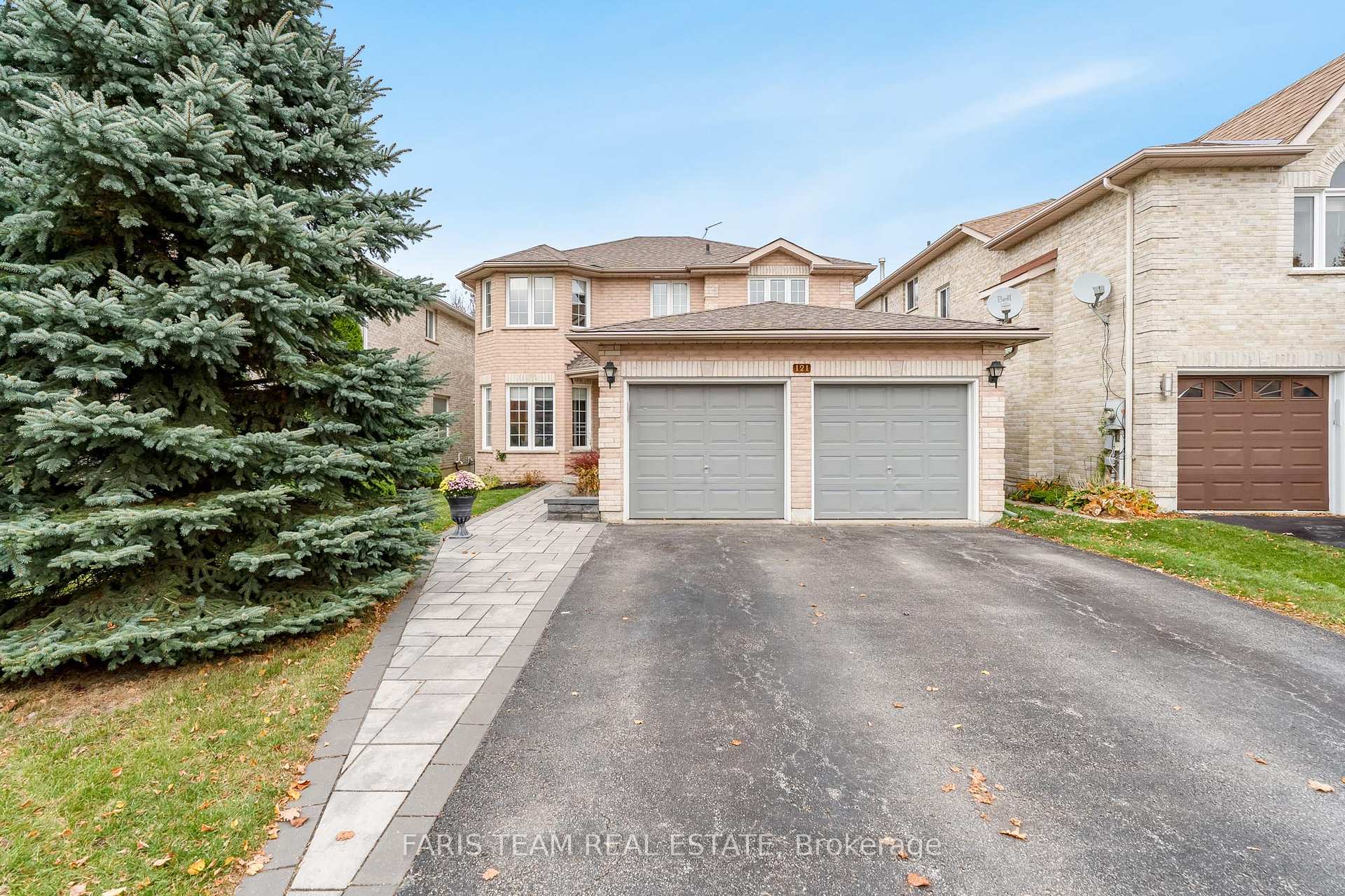 Photo 3 of 121 Nicholson Drive, Barrie, Ardagh — HOMEH