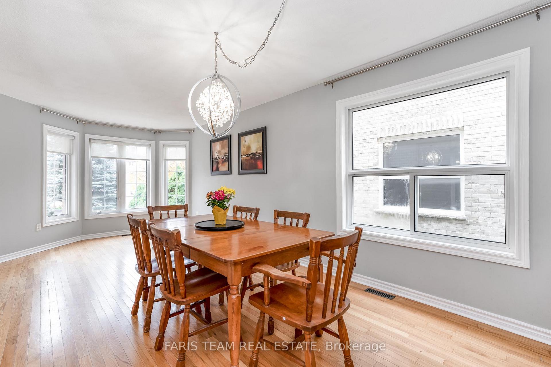 Photo 7 of 121 Nicholson Drive, Barrie, Ardagh — HOMEH
