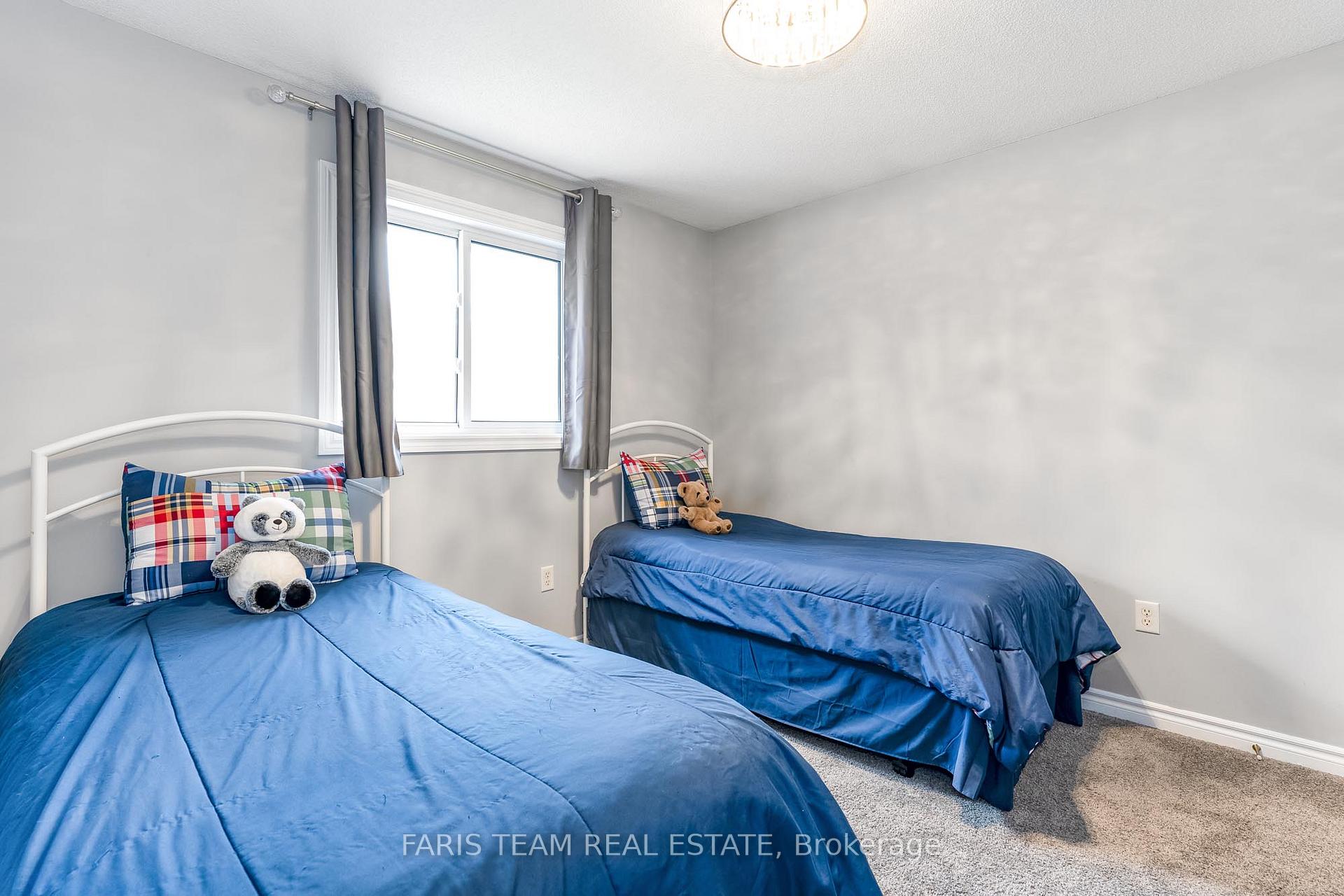 Photo 13 of 121 Nicholson Drive, Barrie, Ardagh — HOMEH
