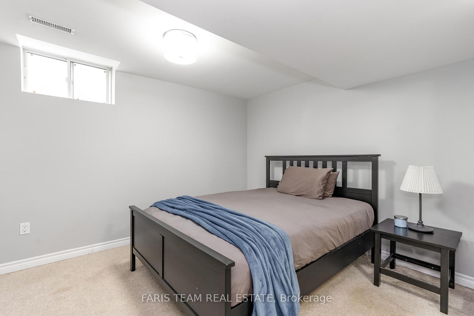 Photo 18 of 121 Nicholson Drive, Barrie, Ardagh — HOMEH