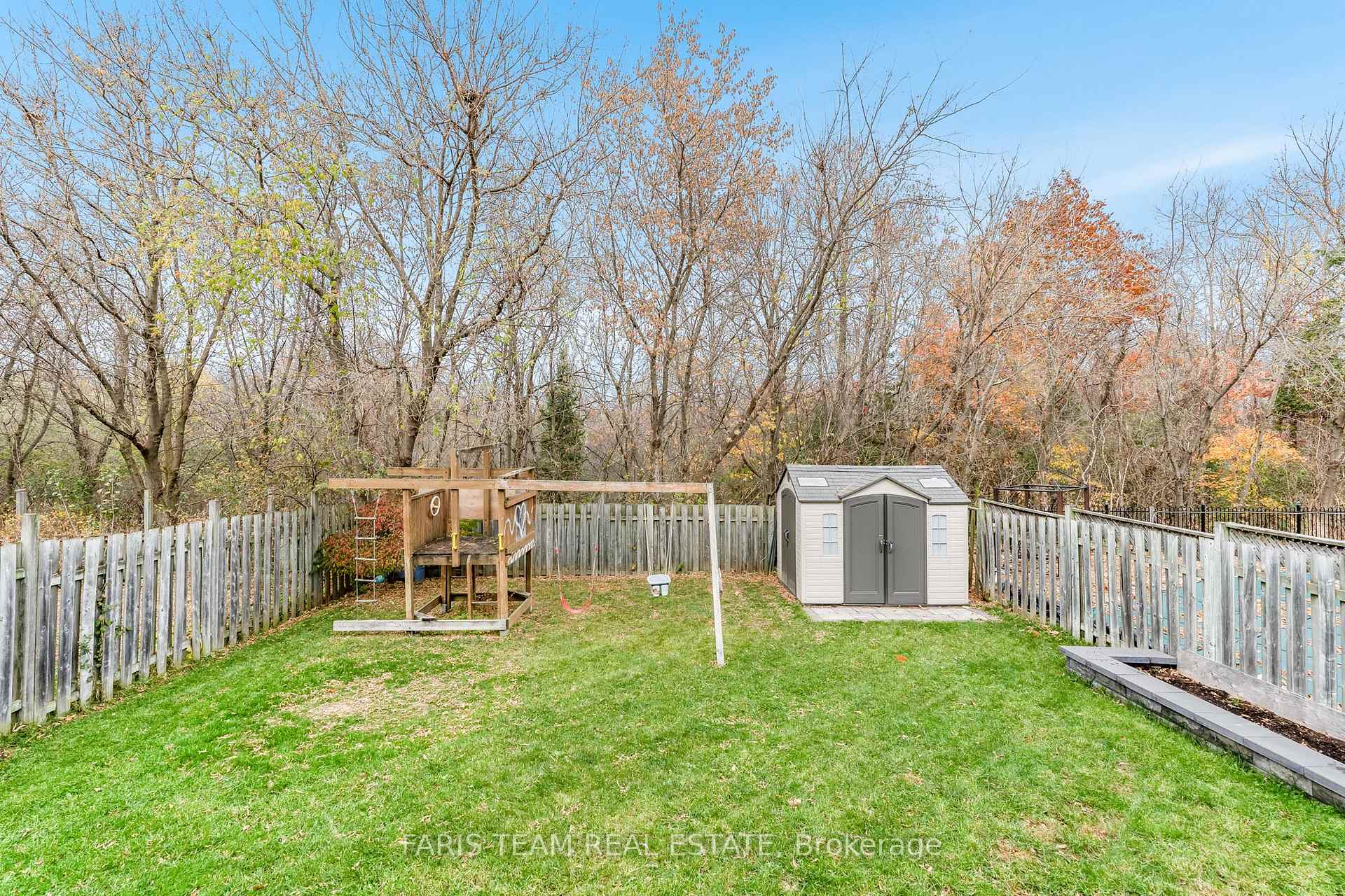 Photo 22 of 121 Nicholson Drive, Barrie, Ardagh — HOMEH
