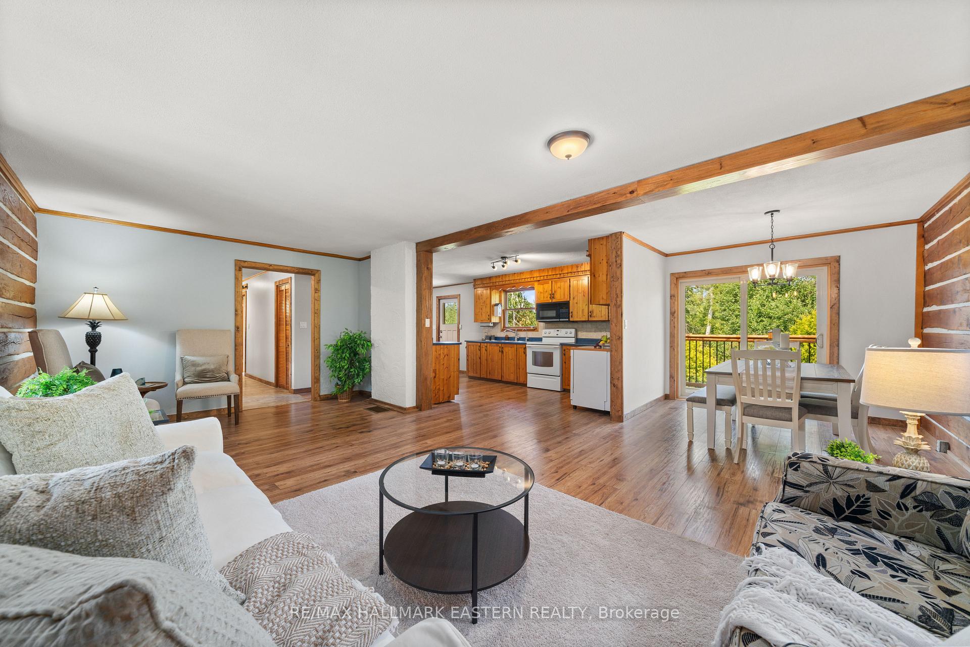 Photo 11 of 939 Centre Road, Douro-Dummer — HOMEH