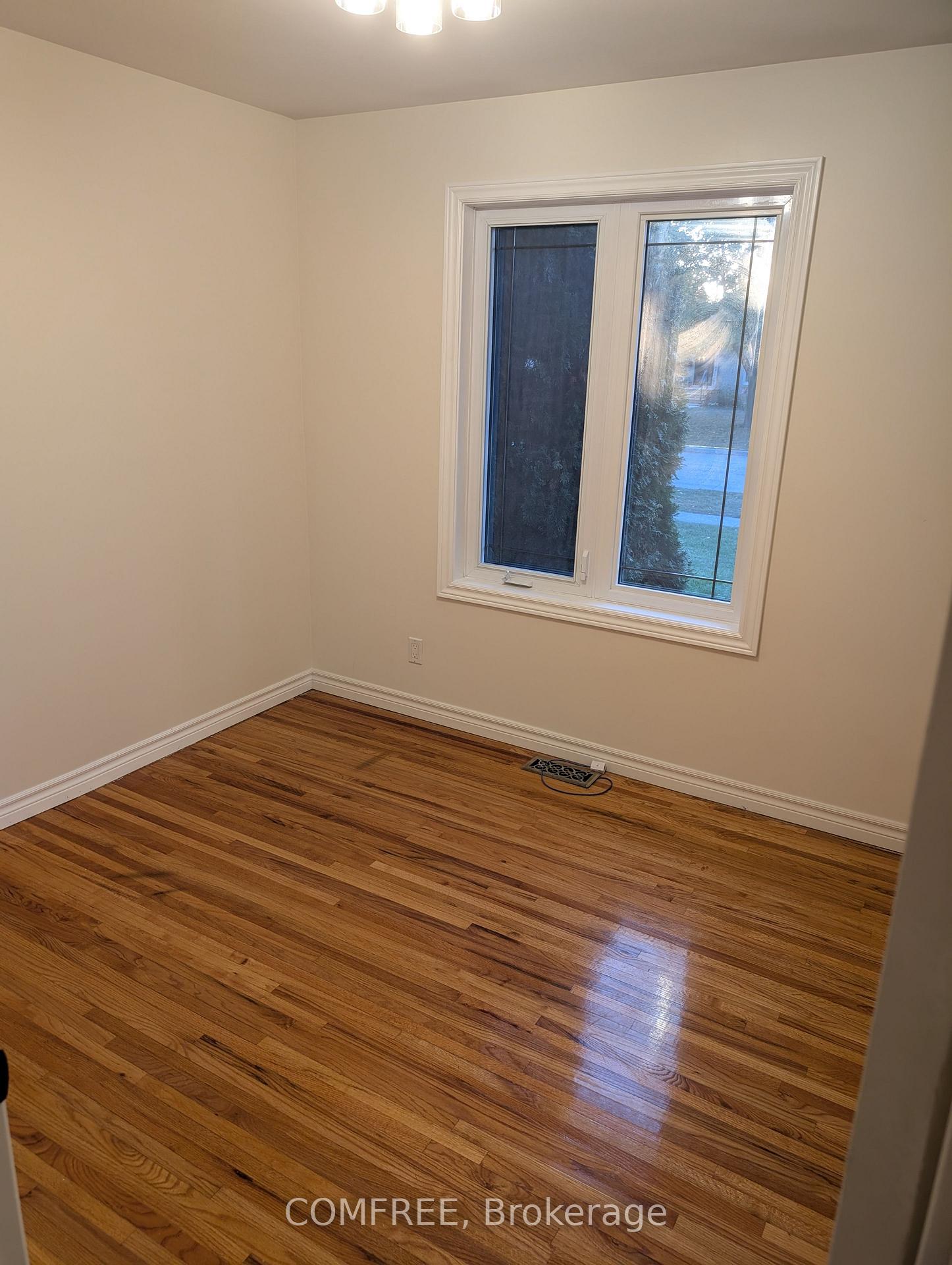 Photo 9 of 254 Grace Road, Tecumseh — HOMEH