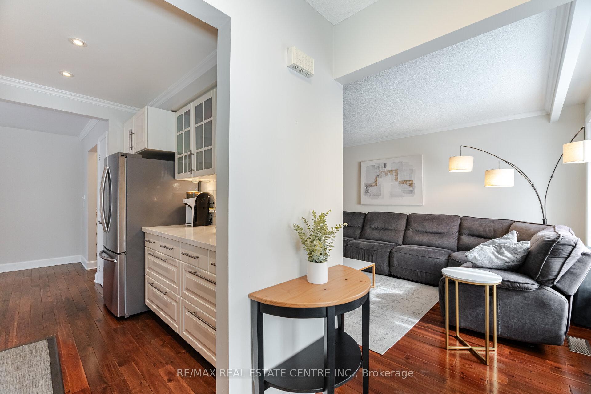 Photo 33 of 55 Mallard Crescent, Brampton, Central Park — HOMEH