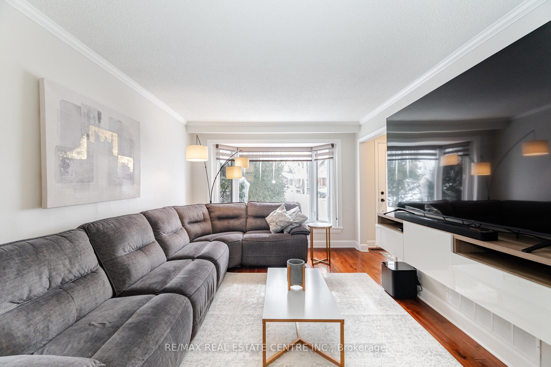 Photo 24 of 55 Mallard Crescent, Brampton, Central Park — HOMEH