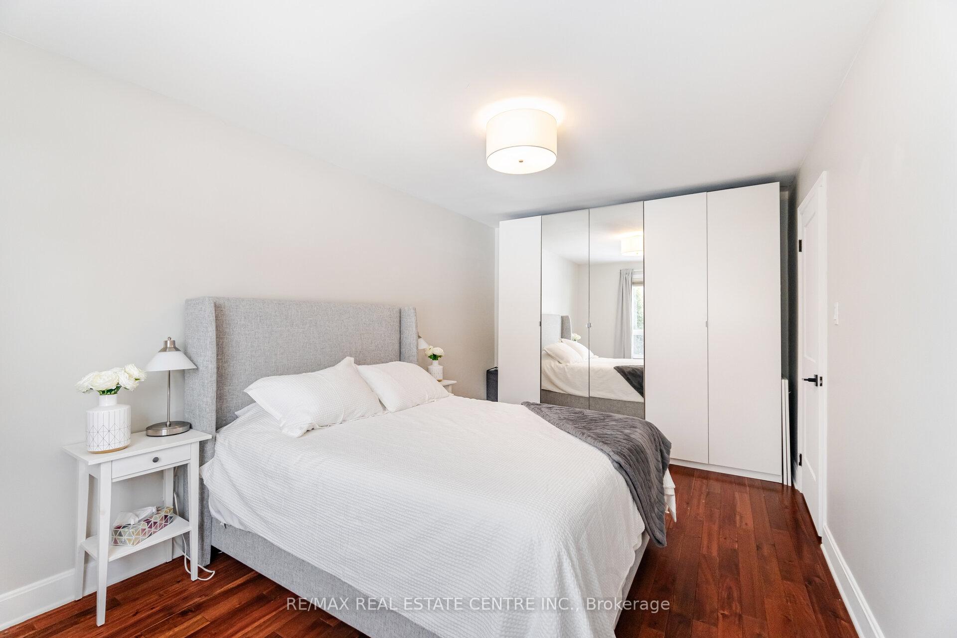 Photo 21 of 55 Mallard Crescent, Brampton, Central Park — HOMEH