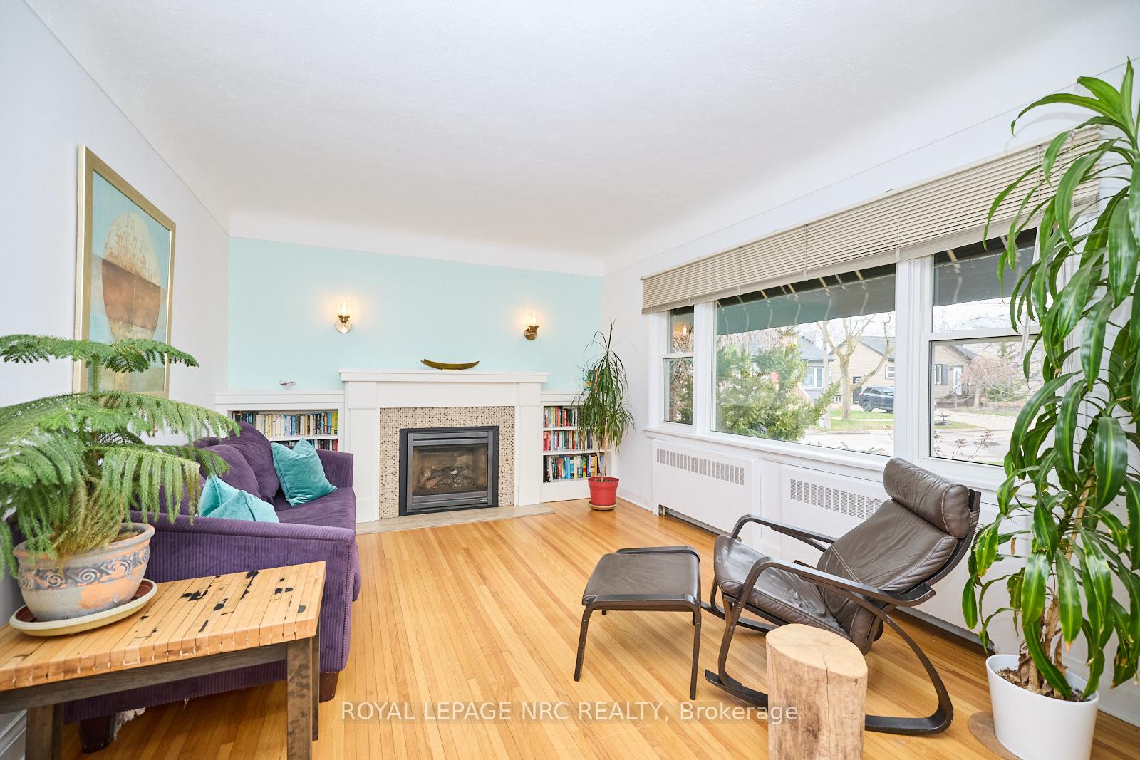 Photo 10 of 157 South Drive S, St. Catharines, Old Glenridge — HOMEH