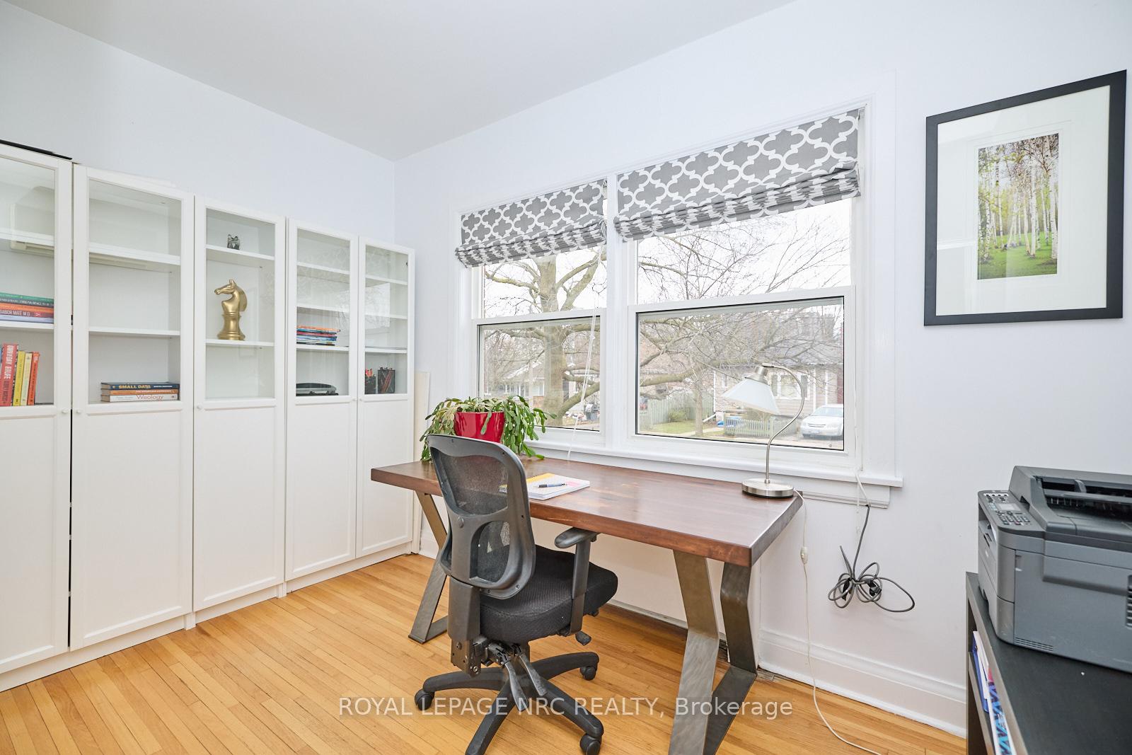Photo 15 of 157 South Drive S, St. Catharines, Old Glenridge — HOMEH