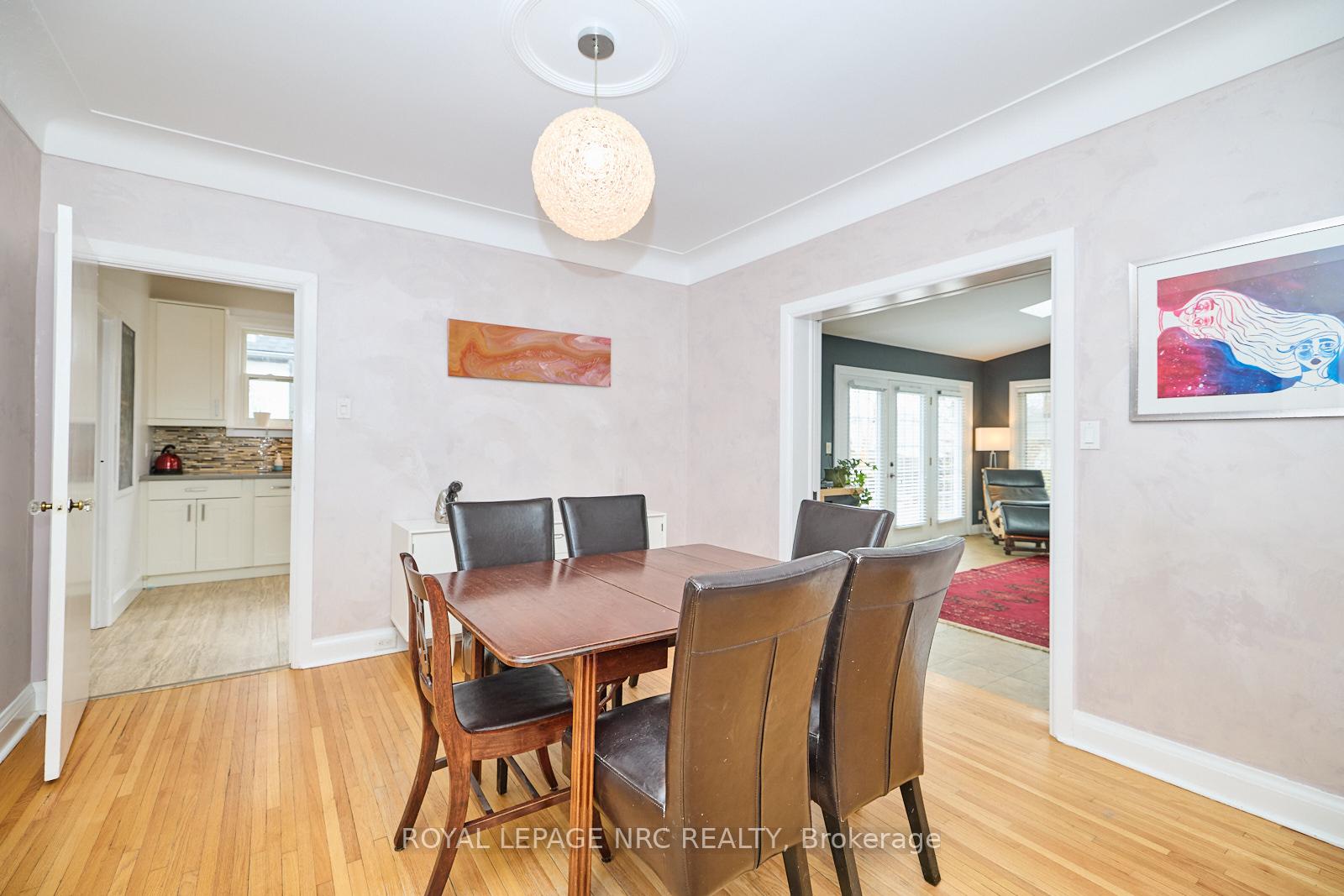 Photo 19 of 157 South Drive S, St. Catharines, Old Glenridge — HOMEH