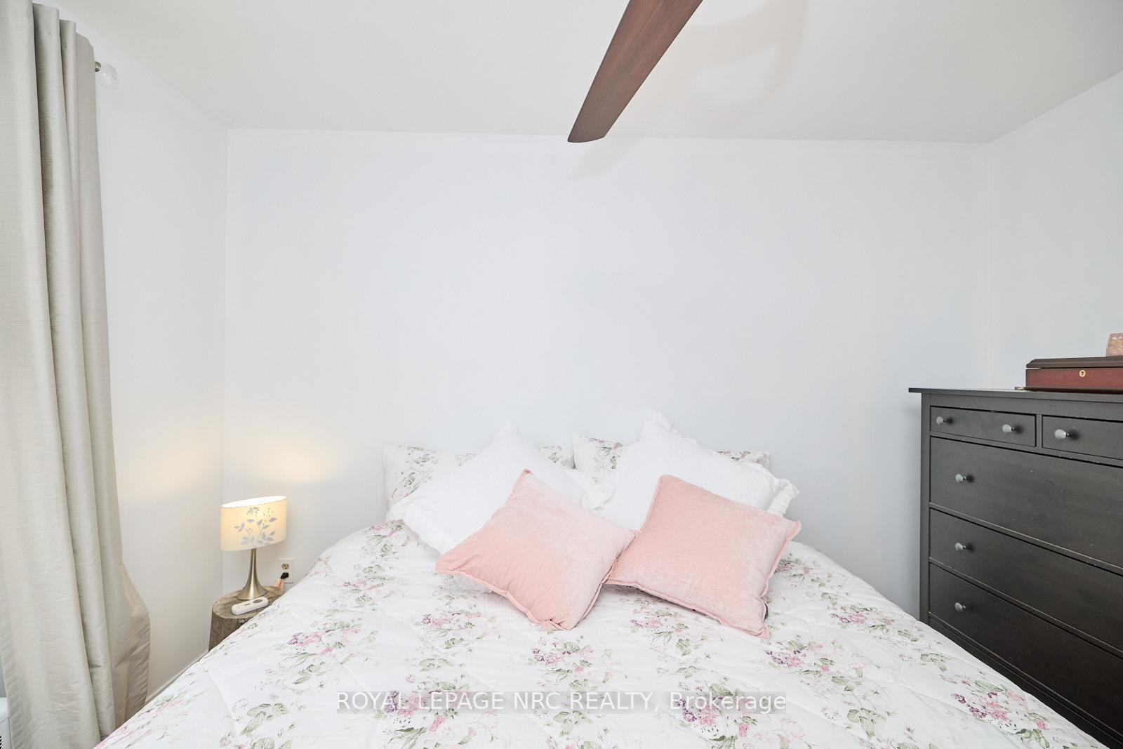 Photo 36 of 157 South Drive S, St. Catharines, Old Glenridge — HOMEH