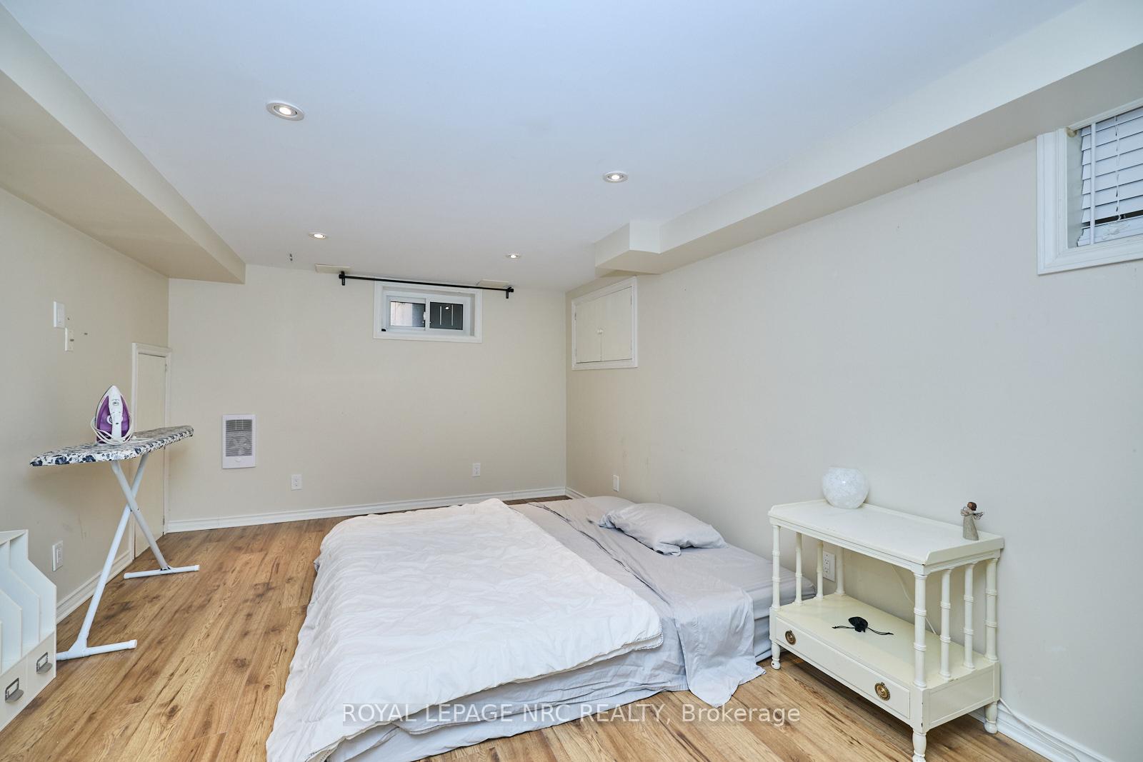 Photo 40 of 157 South Drive S, St. Catharines, Old Glenridge — HOMEH