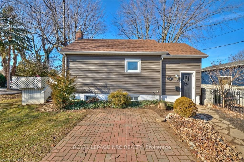Photo 1 of 10 Colton Avenue, St. Catharines, Port Dalhousie — HOMEH