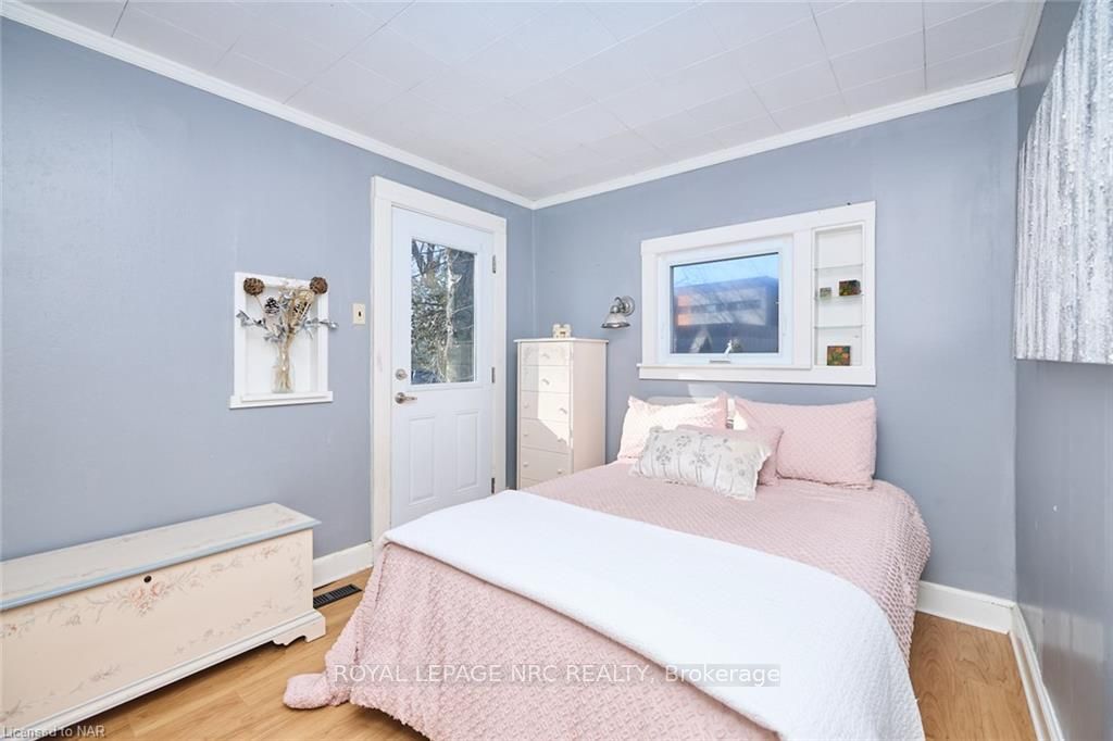 Photo 11 of 10 Colton Avenue, St. Catharines, Port Dalhousie — HOMEH