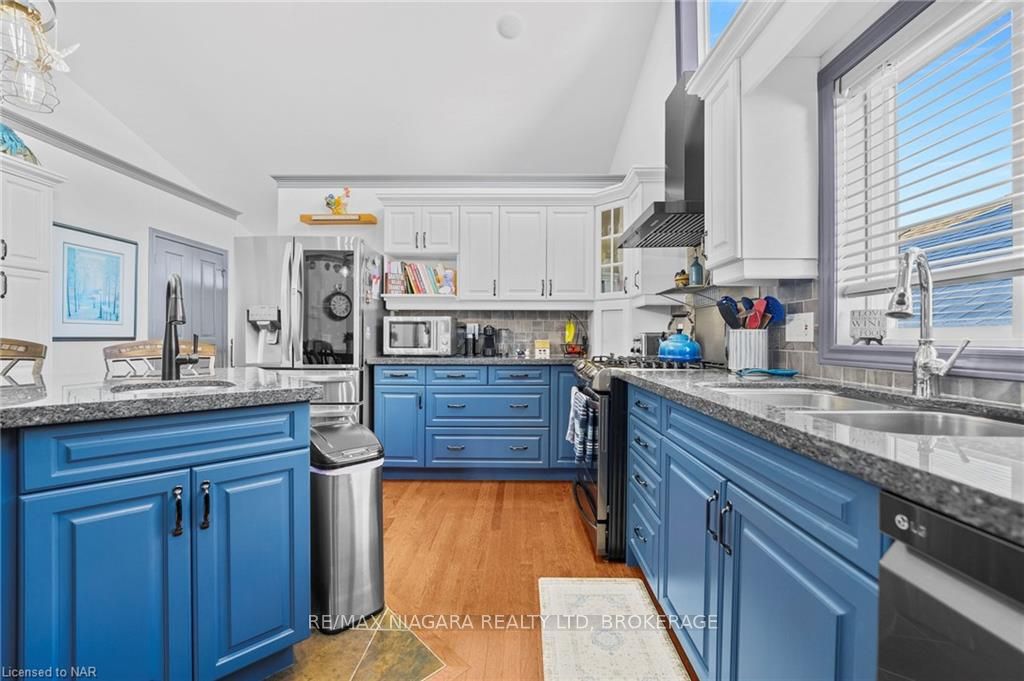 Photo 8 of 44 Vansickle Road, St. Catharines, Rykert/Vansickle — HOMEH