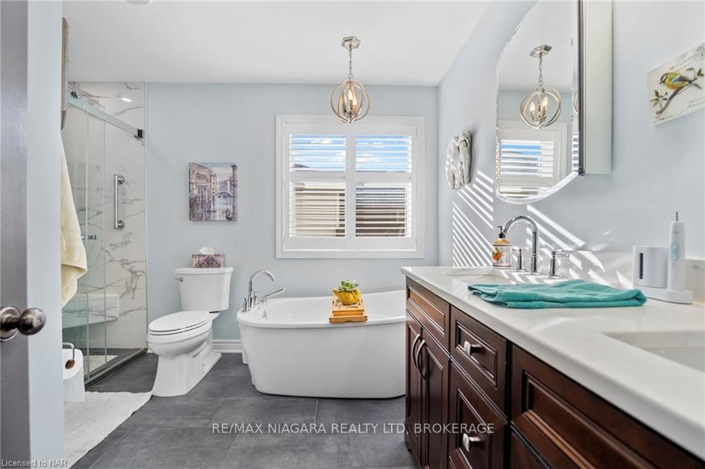 Photo 16 of 44 Vansickle Road, St. Catharines, Rykert/Vansickle — HOMEH