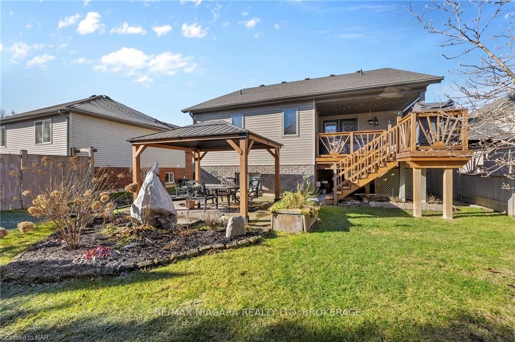 Photo 32 of 44 Vansickle Road, St. Catharines, Rykert/Vansickle — HOMEH