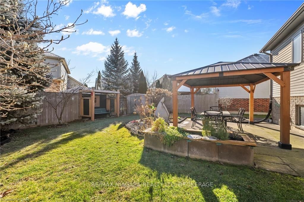 Photo 33 of 44 Vansickle Road, St. Catharines, Rykert/Vansickle — HOMEH