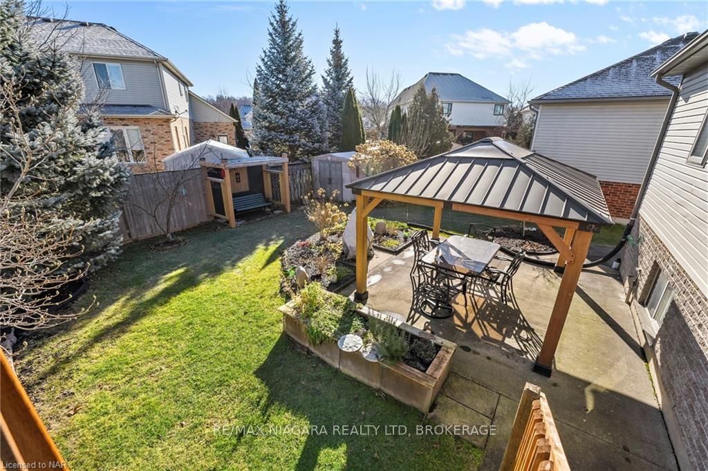 Photo 35 of 44 Vansickle Road, St. Catharines, Rykert/Vansickle — HOMEH