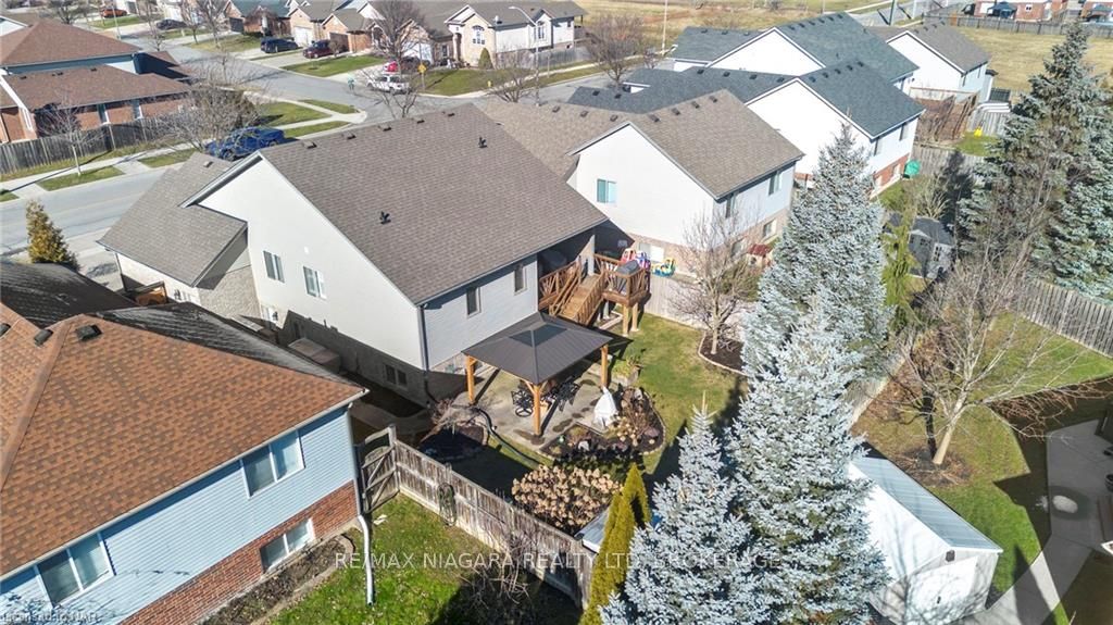 Photo 38 of 44 Vansickle Road, St. Catharines, Rykert/Vansickle — HOMEH
