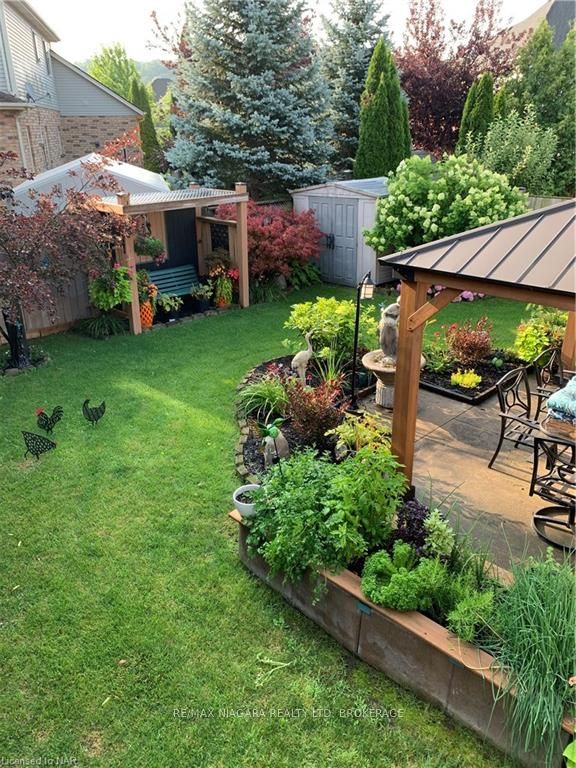Photo 46 of 44 Vansickle Road, St. Catharines, Rykert/Vansickle — HOMEH
