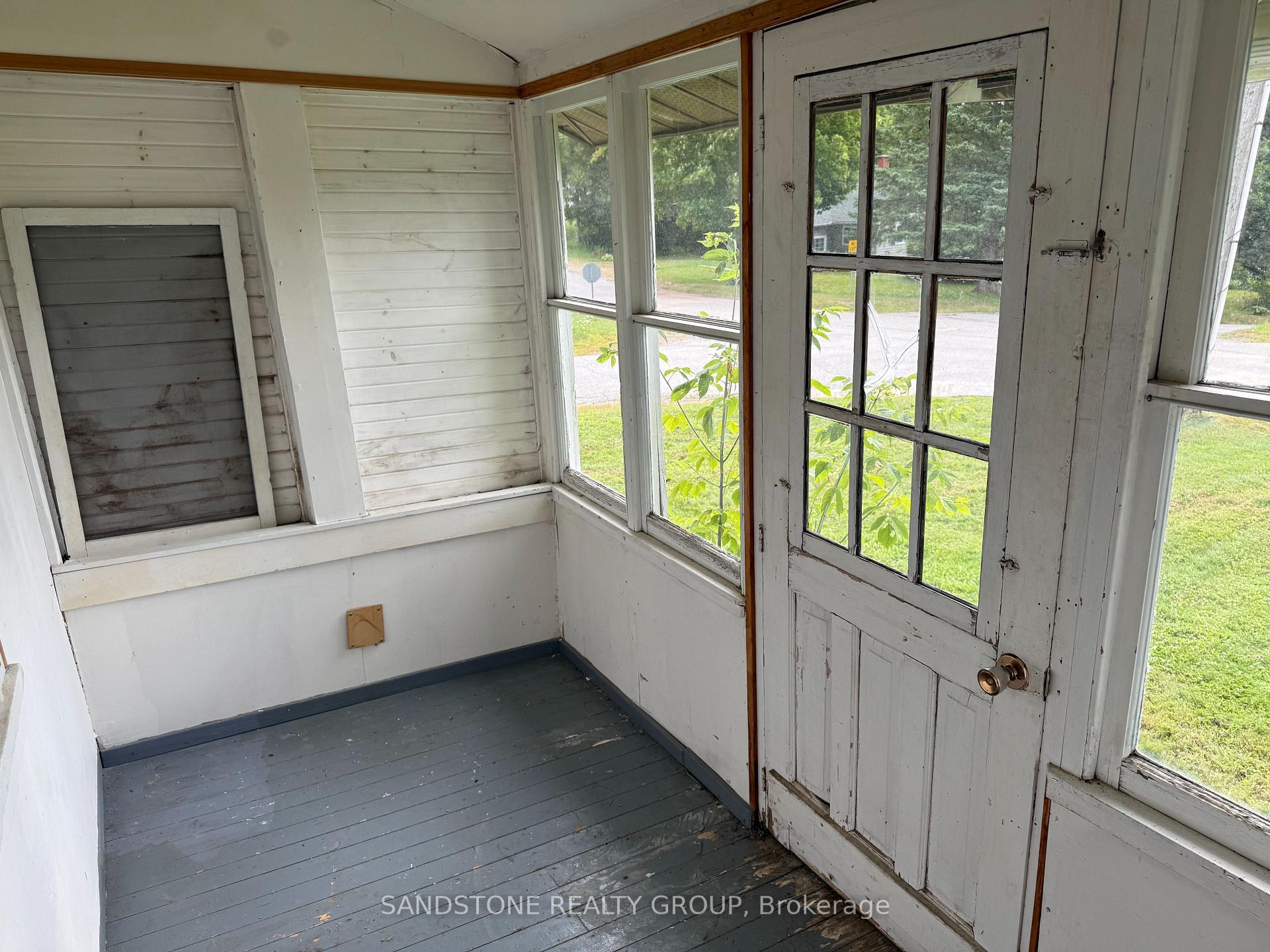 Photo 12 of 137 Simpson Street, Burk's Falls — HOMEH