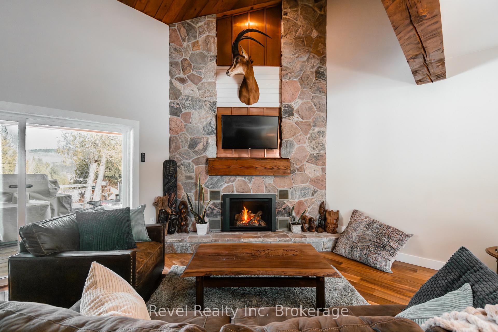 Photo 22 of 855 Highway 17 E, Bonfield — HOMEH