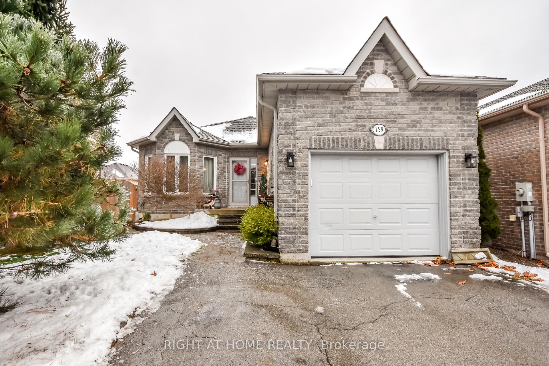 Photo 2 of 159 Birkhall Place, Barrie, Innis-Shore — HOMEH