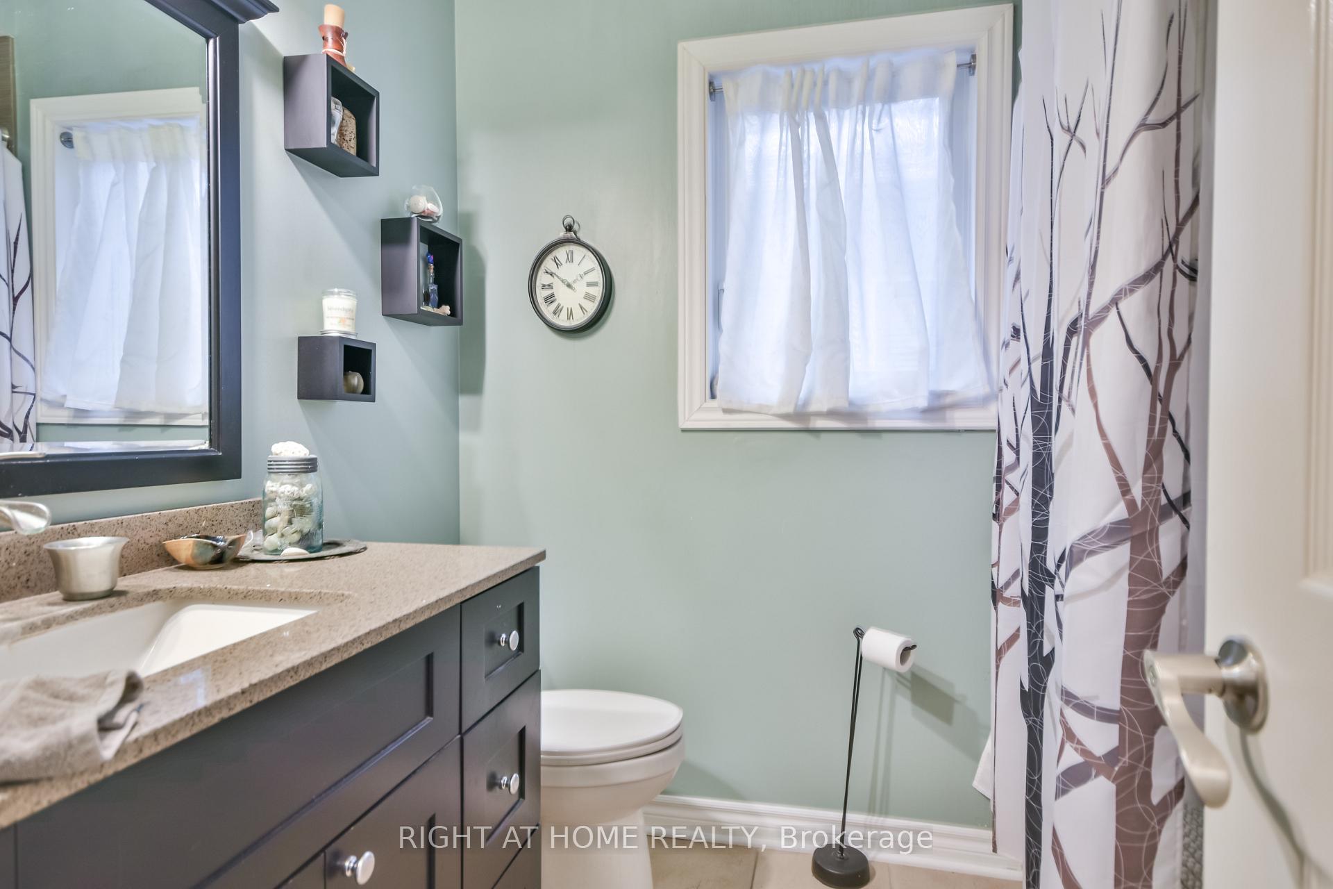 Photo 6 of 159 Birkhall Place, Barrie, Innis-Shore — HOMEH